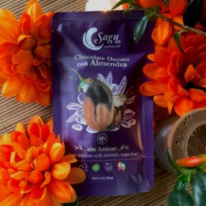 Chocolate Oscuro con Almendra